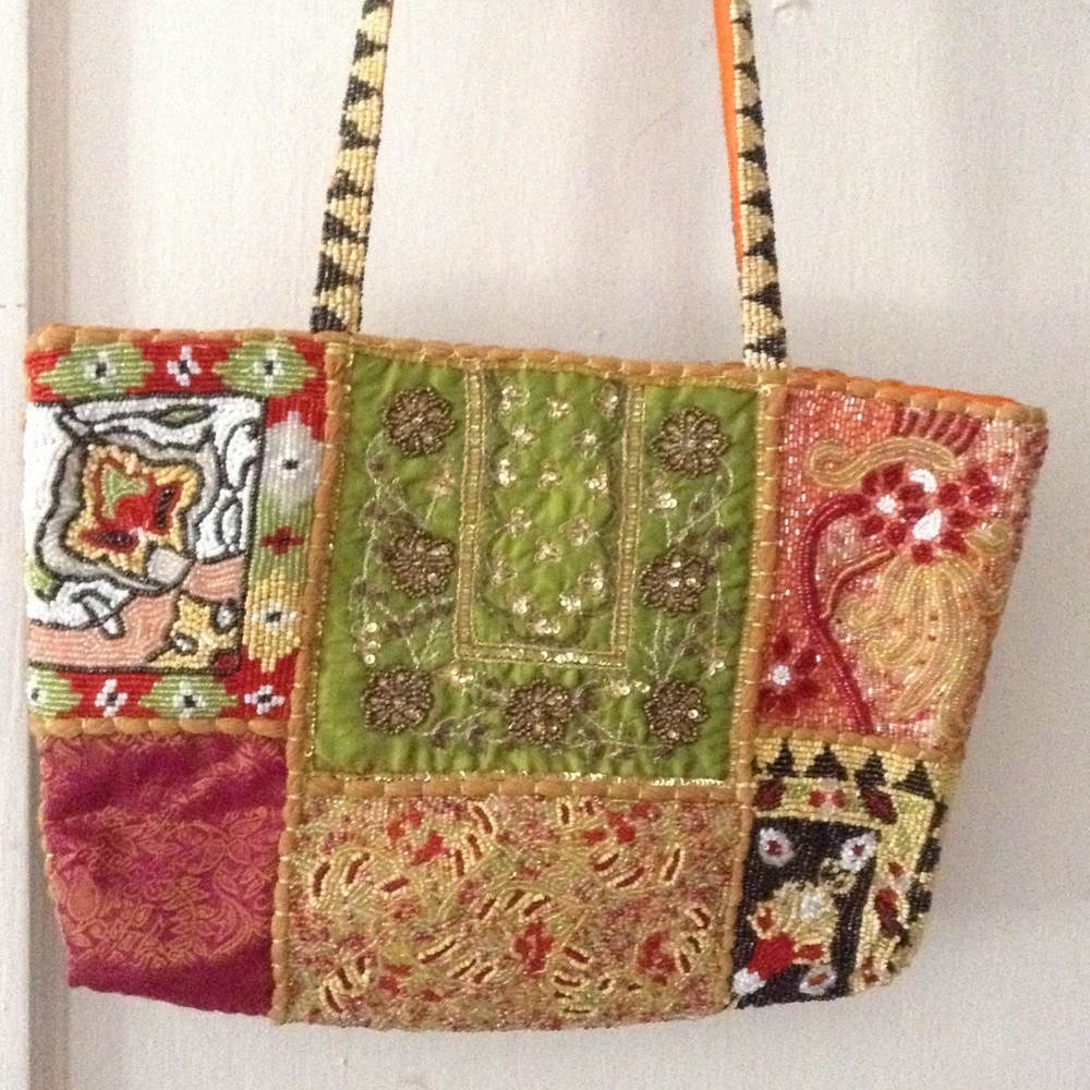 SUMMER BEADED BAG